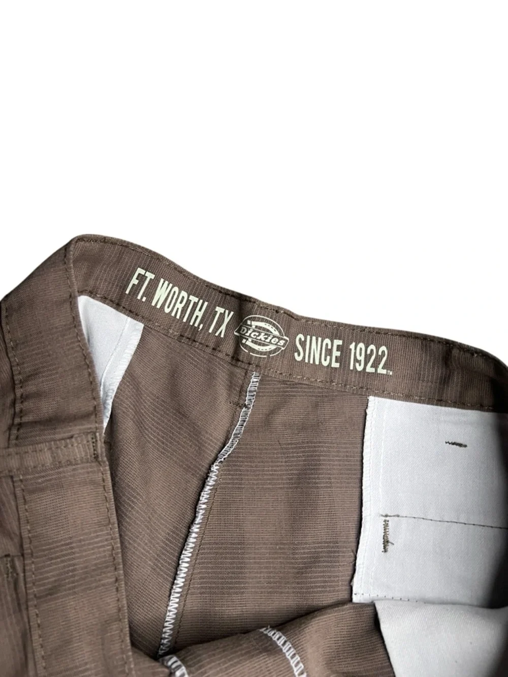 Dickies Men's Brown Plaid Flat Front Shorts - Picture 2 of 6